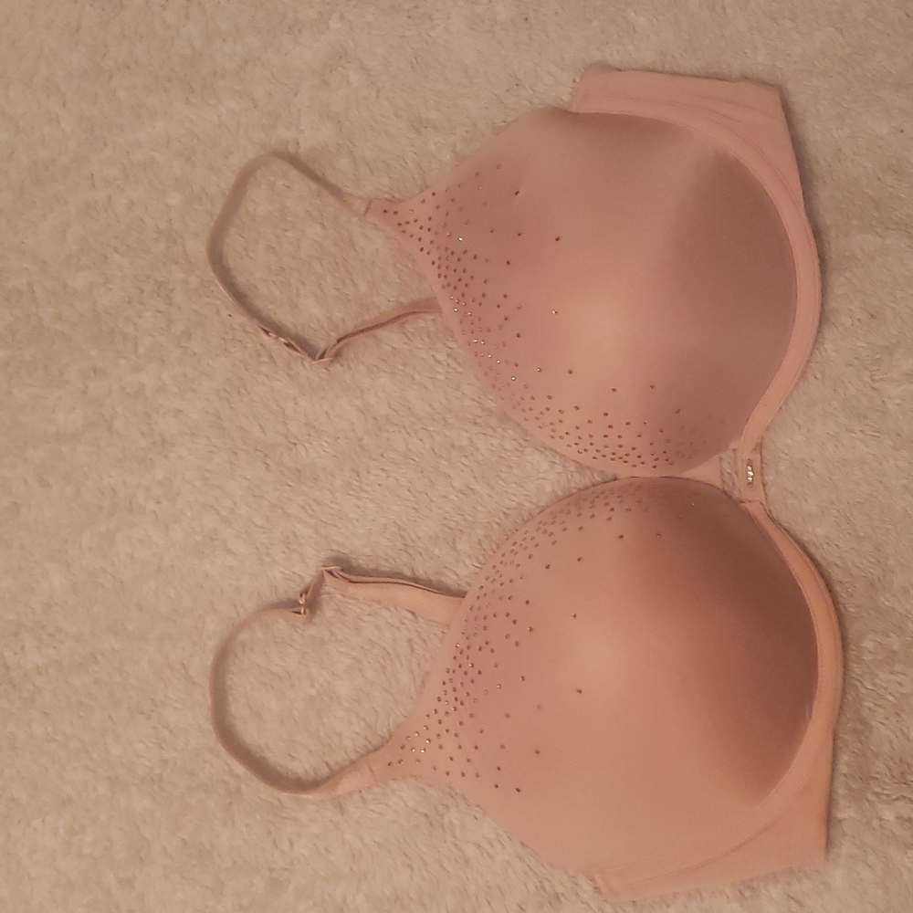NWOT Victoria's Secret Bra
